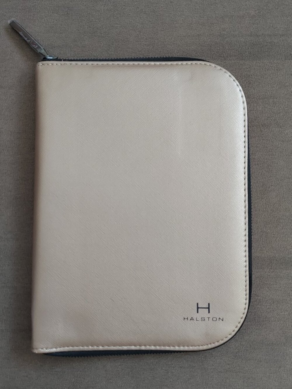 HALSTON Travel Jewelry Case Organizer Soft Gold/Tan Zip Around Black Velvet 9×7"